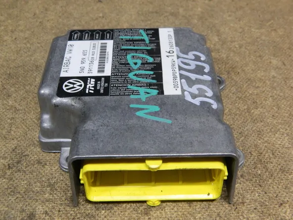Блок управления AIRBAG VOLKSWAGEN TIGUAN 5N1 (Контрактный) 79590655