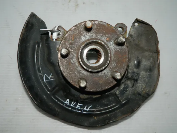 Ступица TOYOTA  AVENSIS T220 Перед Прав 46098802 Б/У