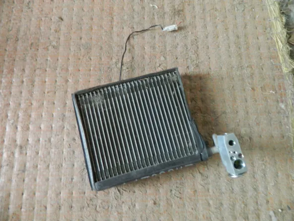 Радиатор печки NISSAN X-TRAIL NT31 (Контрактный) 2211700047