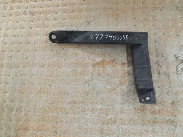 Кронштейн бампера VOLKSWAGEN TOUAREG 7L7 Зад Лев (Контрактный) 2777400056