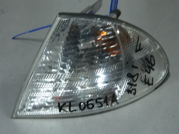 Габарит BMW 3-SERIES E46 Перед Лев (Контрактный) 69838873