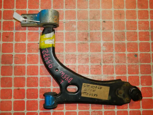 Рычаг подвески MAZDA DEMIO DY5W Перед Лев (Контрактный) 45980926