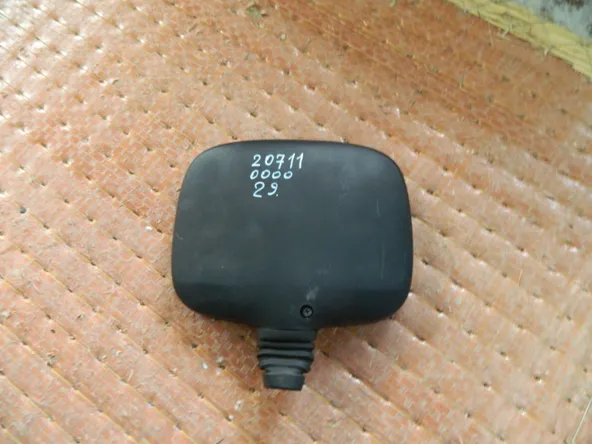 Зеркало с пятой двери NISSAN X-TRAIL NT30 Зад  (Контрактный) 20711000029