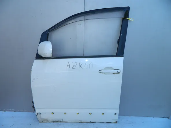Дверь TOYOTA NOAH AZR60 Перед Лев (Контрактный) 40951882 6700228190