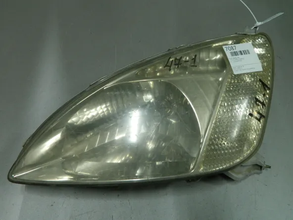 Фара TOYOTA PRIUS NHW11 Перед Лев 471 (Контрактный) 03344566