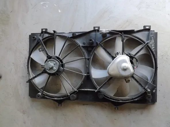 Диффузор радиатора TOYOTA CAMRY ACV40 (Контрактный) 3383000002