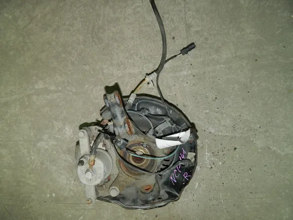 Ступица TOYOTA PORTE NCP141 Перед Прав (Контрактный) 79586528