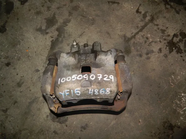 Суппорт NISSAN JUKE YF15 HR15 Перед Прав (Контрактный) 1005090729