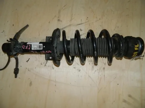 Стойка подвески VOLKSWAGEN Polo 6R1 CBZB Перед Лев (Контрактный)