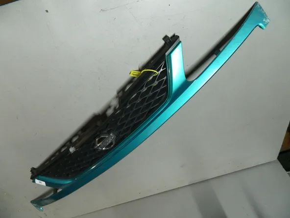 Решетка радиатора NISSAN SERENA PC24 (Контрактный) 79773261