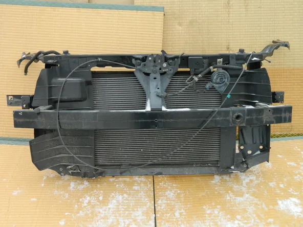 Рамка радиатора NISSAN QASHQAI J10 (Контрактный) 23537241