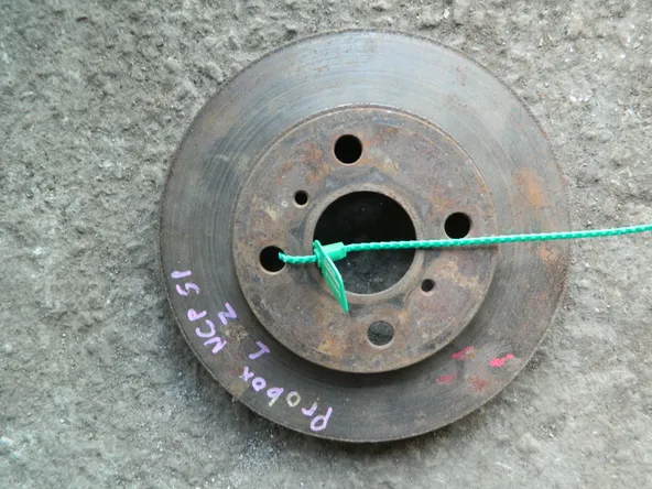 Диск тормозной TOYOTA PROBOX NCP58 Перед (Контрактный) 81530643