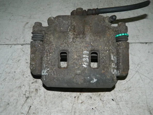 Суппорт SUBARU FORESTER SF5 Перед Прав (Контрактный) 81540675