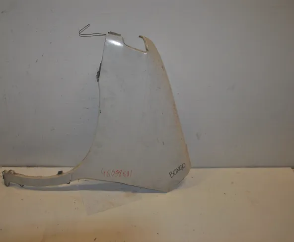 Крыло MAZDA BONGO FRIENDEE SG5W Перед Лев (Контрактный) 46098681