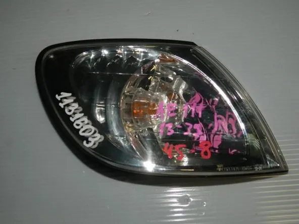 Габарит TOYOTA COROLLA SPACIO AE111 Перед Прав 1339 (Контрактный)
