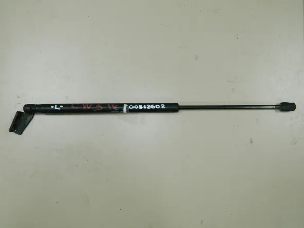 Амортизатор багажника MITSUBISHI OUTLANDER CW5W Лев (Контрактный) 81528913