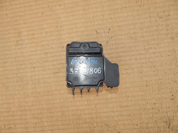 Блок ABS TOYOTA CAMRY ACV30 (Контрактный) 37791806 4451033090