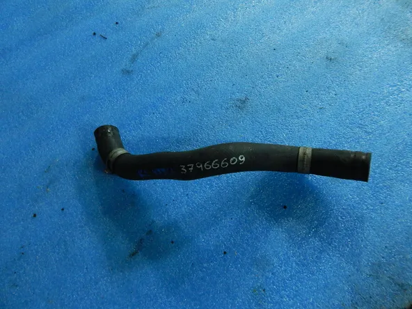 Патрубок системы охлаждения HONDA CR-V RE4 (Контрактный) 37966609