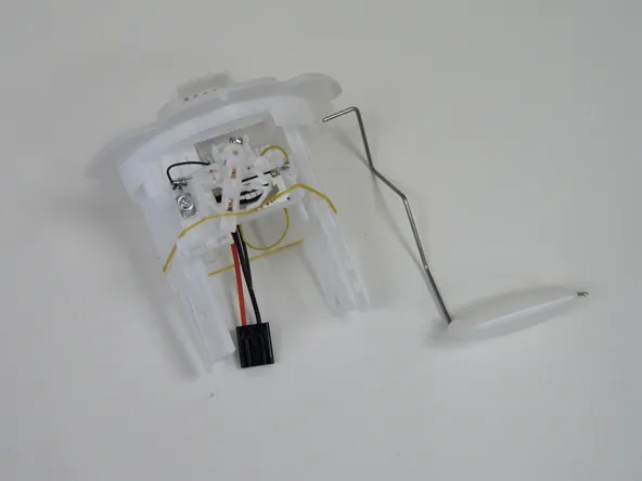 Датчик уровня топлива GENERAL PARTS 250604M400 QG13 QG15 QG18