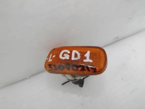 Повторитель поворотника HONDA FIT GD1 Лев (Контрактный)