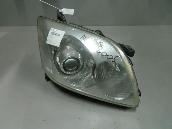 Фара TOYOTA AVENSIS AZT250 Перед Прав 0543 (Контрактный) 03344645