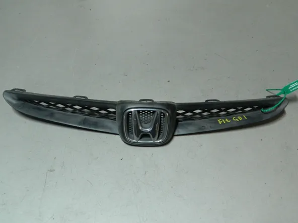 Решетка радиатора HONDA FIT GD1 (Контрактный) 81540950