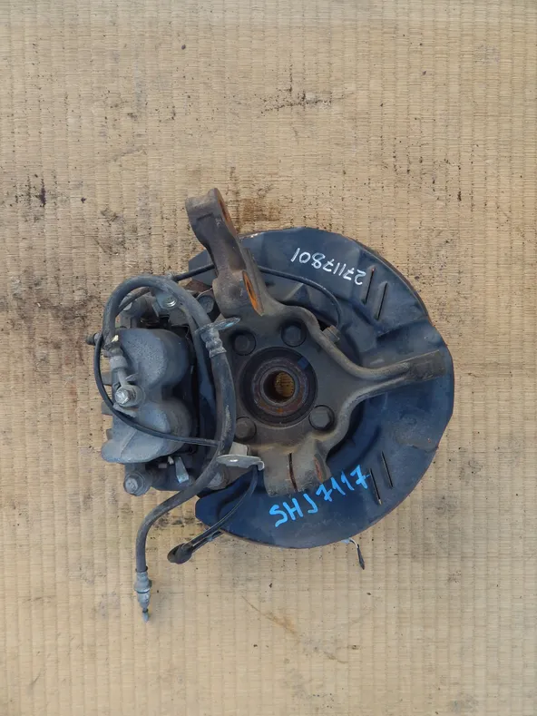 Ступица SUBARU FORESTER SHJ Перед Лев (Контрактный) 27117801