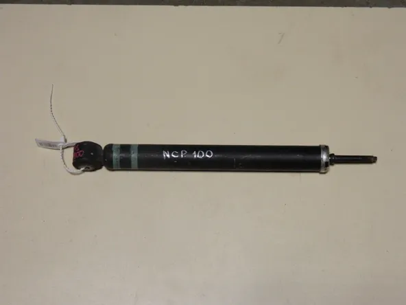 Амортизатор TOYOTA RACTIS NCP100 Зад (Контрактный) 45992162