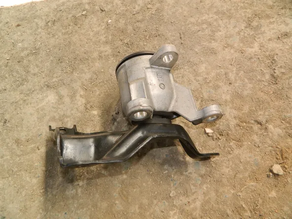 Подушка двигателя NISSAN TEANA J32 Прав (Контрактный) 19003300241