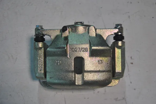 Суппорт тормозной GENERAL PARTS 410014BA0A NISSAN X-TRAIL T32 Перед Прав