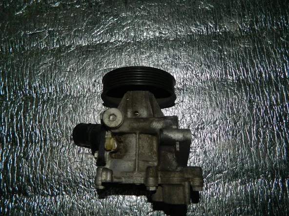 Помпа водяная SUZUKI GRAND VITARA J24B (Контрактный) 23429621