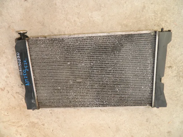 Радиатор ДВС TOYOTA AVENSIS AZT250 (Контрактный) 1081130280