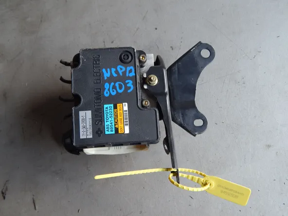 Блок ABS TOYOTA PLATZ NCP12 (Контрактный) 94592938
