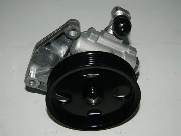 Насос ГУР GENERAL PARTS A0054664201 MERCEDES-BENZ C/GL/M/R CLASS