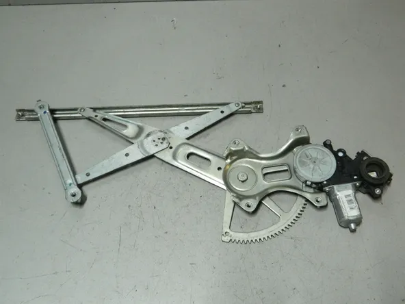 Стеклоподъемник TOYOTA RACTIS NCP100 Перед Прав (Контрактный) 79591754