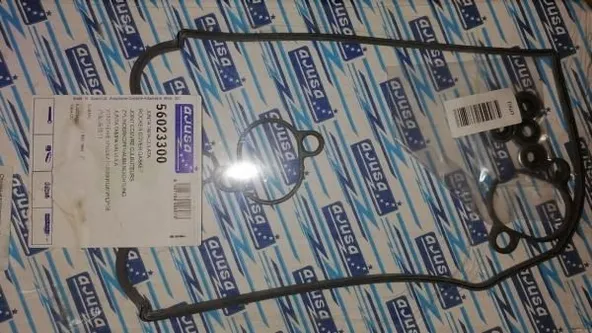 Прокладка клапанной крышки AJUSA 56023300 SUBARU LEGACY