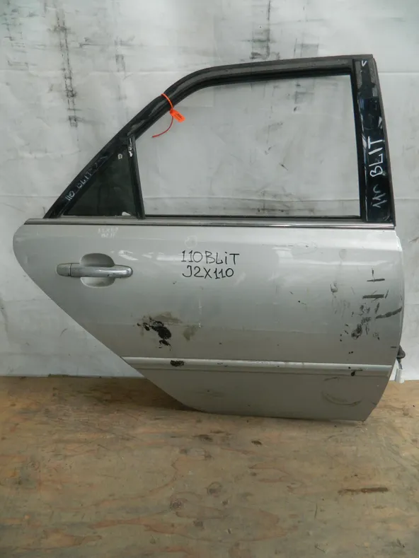 Дверь TOYOTA MARK II WAGON BLIT JZX110 Зад Прав (Контрактный) 72355642