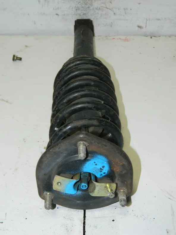 Стойка подвески TOYOTA MARK II GX80 Зад (Контрактный) 45976393