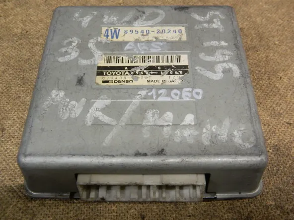 Блок управления ABS TOYOTA CALDINA ST195 (Контрактный) 79590941 8954020240