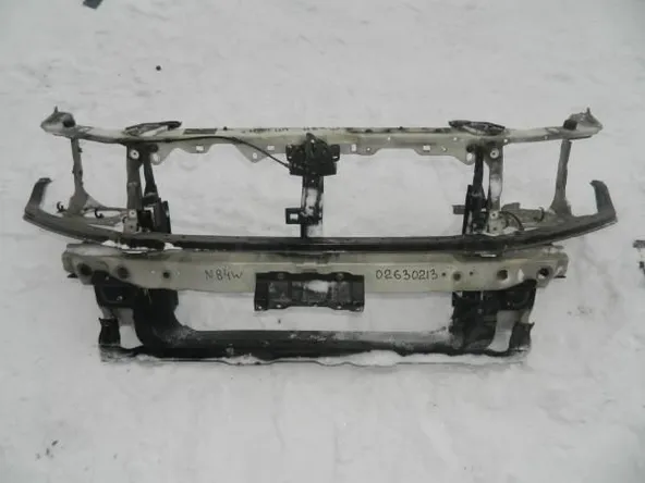 Рамка радиатора MITSUBISHI CHARIOT N84W (Контрактный)