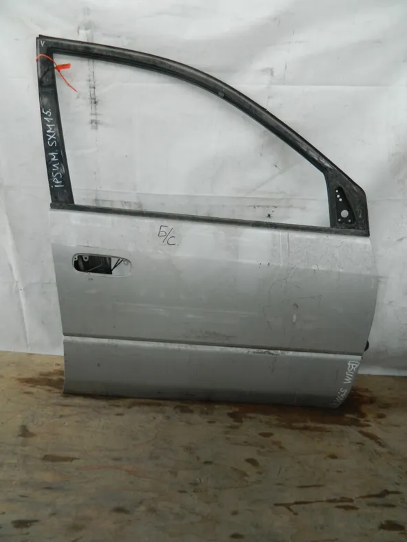 Дверь TOYOTA IPSUM SXM15 Перед Прав (Контрактный) 72355792 6700144021