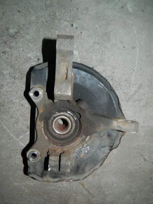 Ступица MITSUBISHI LANCER CS5W Перед Прав (Контрактный) 79591246