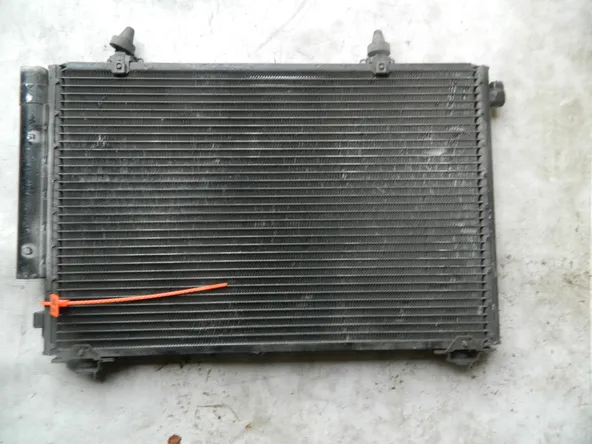 Радиатор кондиционера TOYOTA PLATZ NCP12 (Контрактный) 72367750