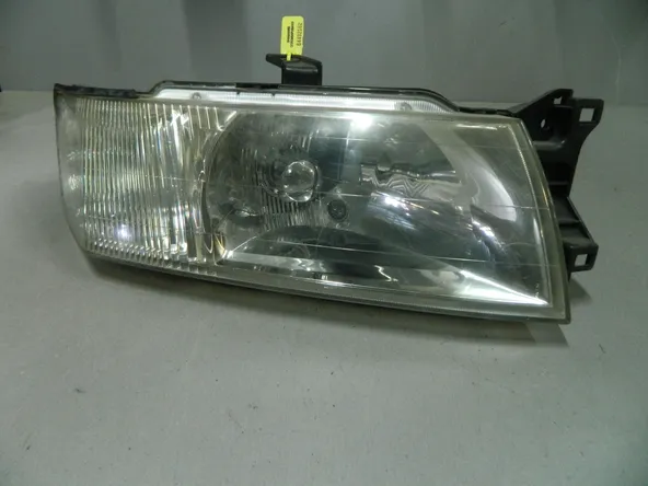 Фара MITSUBISHI CHARIOT N84W Перед Прав  (Контрактный) 64492162