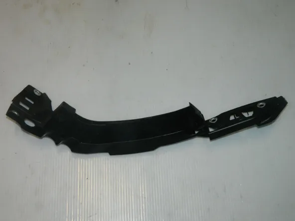 Кронштейн фары SAT STVWP6000B1 VW POLO 10- 4D RH 6R0805072E