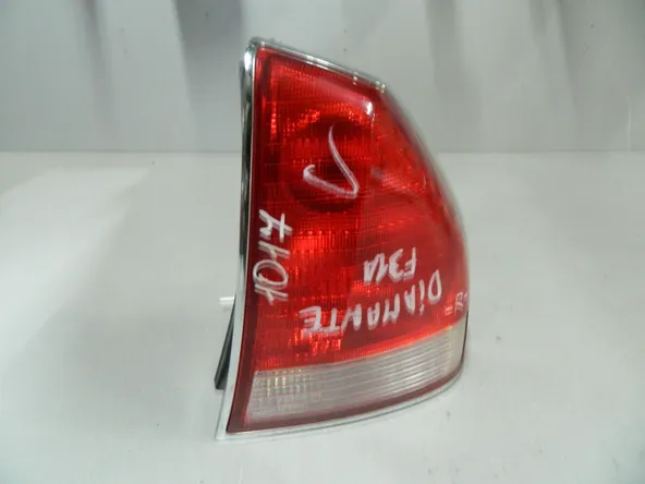 Фонарь MITSUBISHI DIAMANTE F31A Зад Прав 1017 (Контрактный) 68000967