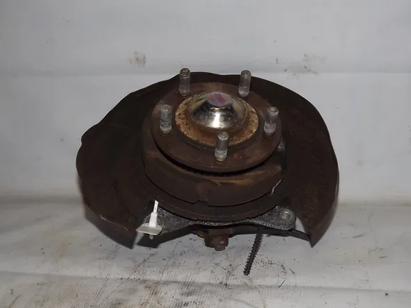 Ступица MITSUBISHI DIAMANTE F34W Зад Лев (Контрактный) 35017426