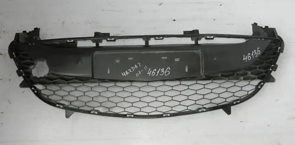 Решетка бампера MAZDA DEMIO DE3FS (Б/У) 79773249