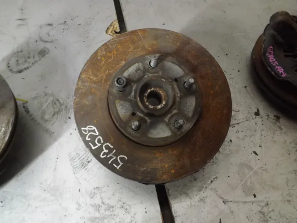 Ступица TOYOTA NOAH AZR60 Перед Лев (Контрактный) 94603657