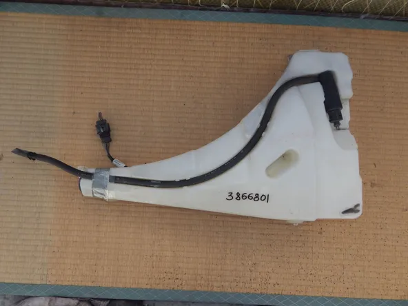 Бачок омывателя PORSCHE CAYENNE 955 (Контрактный) 3866801